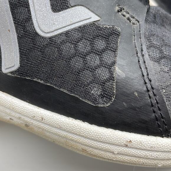 Vionic 335 Miles Walking Athletic Shoes Black White Size 6 - Picture 9 of 11